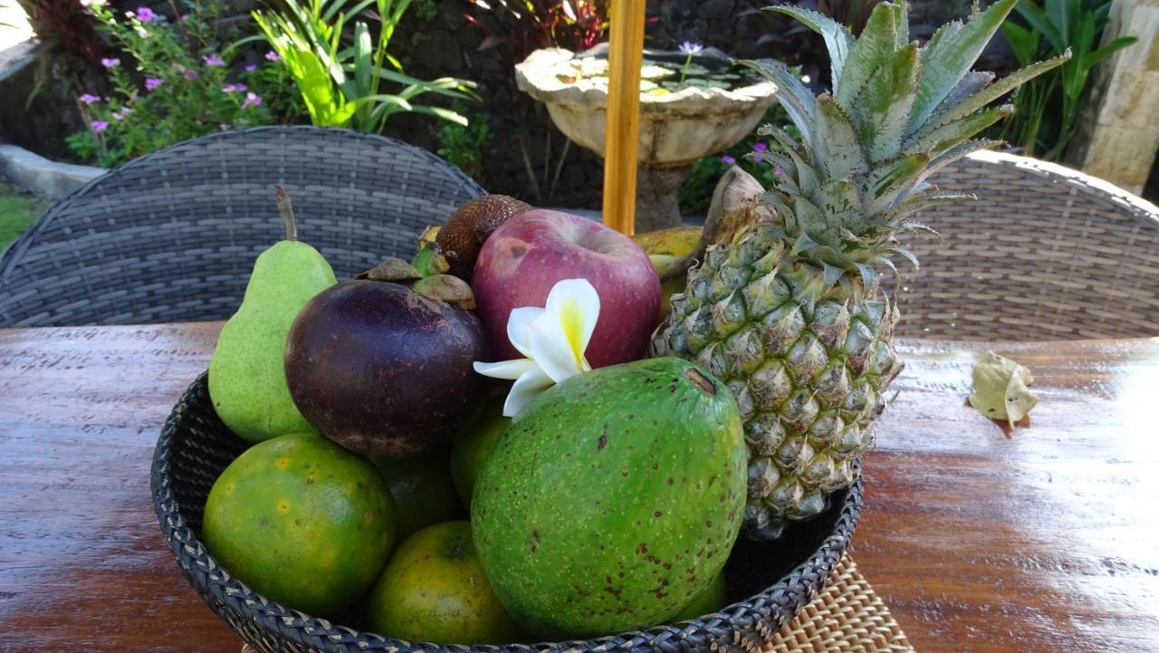 Villa Omah Semar Tulamben  Luaran gambar