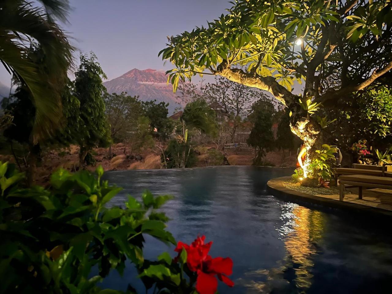 Villa Omah Semar Tulamben  Luaran gambar