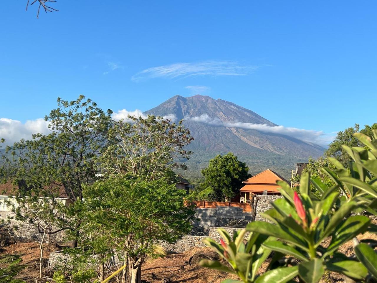 Villa Omah Semar Tulamben  Luaran gambar